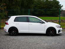 Volkswagen Golf 2.0 TSI GTI Performance, DSG