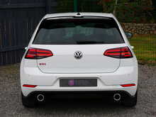 Volkswagen Golf 2.0 TSI GTI Performance, DSG