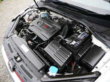 Volkswagen Golf 2.0 TSI GTI Performance, DSG