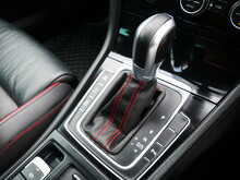 Volkswagen Golf 2.0 TSI GTI Performance, DSG