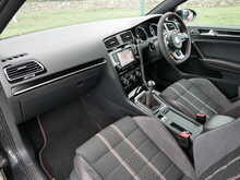 Volkswagen Golf 2.0 TSI BlueMotion Tech GTI Clubsport 40