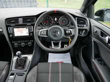 Volkswagen Golf 2.0 TSI BlueMotion Tech GTI Clubsport 40