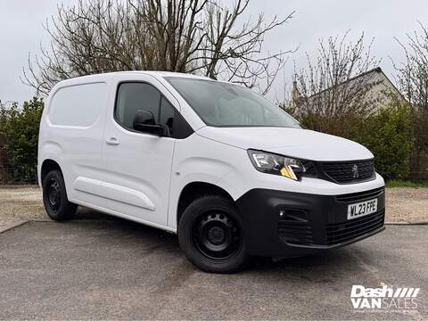 1.5 1000 Asphalt Premium + SWB Euro 6 (s/s) (100 bhp)