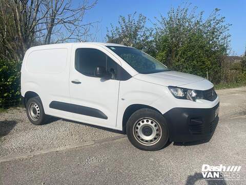 1000 Professional Premium +Euro 6 (s/s) (100 bhp)