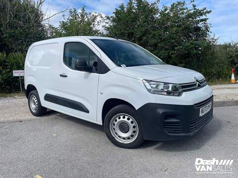 1000 Enterprise Edition SWB Euro 6 (s/s) (100 ps)