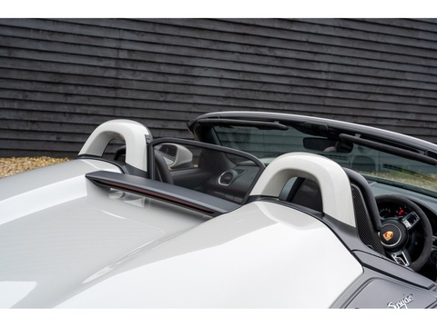 2019 Porsche 718 Spyder (21)