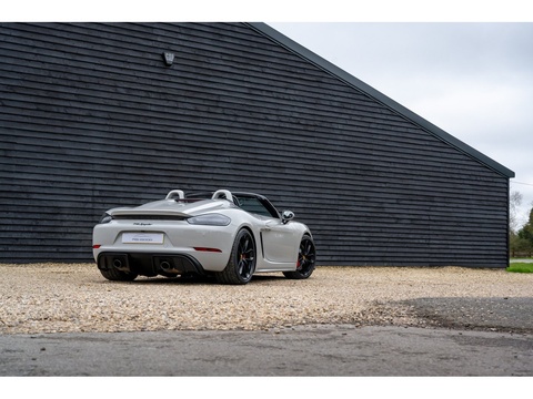 2019 Porsche 718 Spyder (21)