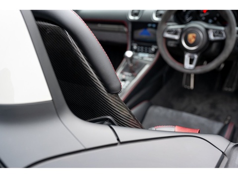 2019 Porsche 718 Spyder (21)