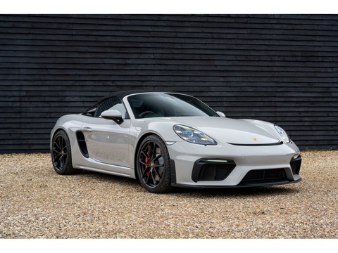 2019 Porsche 718 Spyder (21)