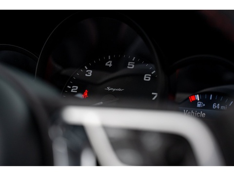 2019 Porsche 718 Spyder (21)