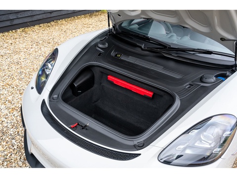 2019 Porsche 718 Spyder (21)