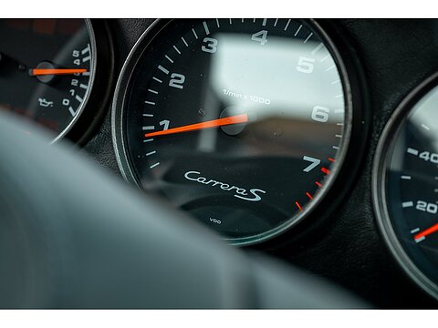1997 Porsche 993 Carrera S Coupe Manual (2)