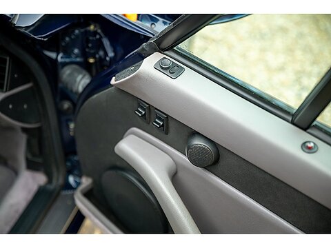 1997 Porsche 993 Carrera S Coupe Manual (2)