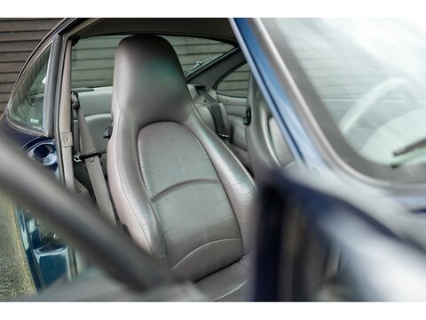 1997 Porsche 993 Carrera S Coupe Manual (2)