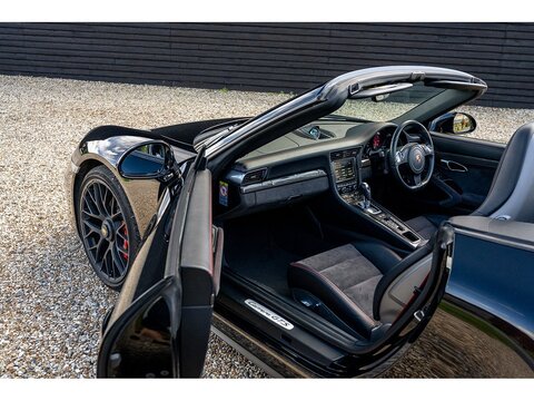 2015 Porsche 991 Carrera GTS Convertible PDK (12)