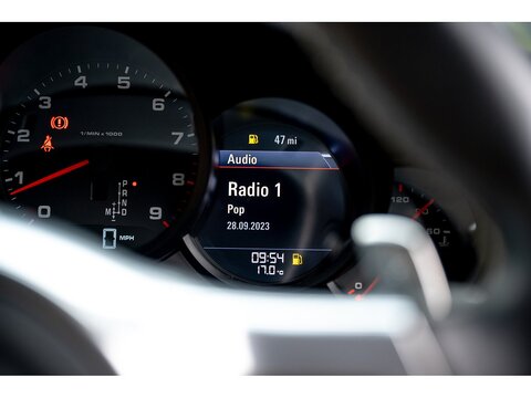 2014 Porsche 991 Carrera 4S Coupe PDK (40)