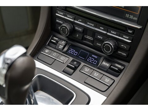 Porsche 991 Carrera S 3.8 Coupe Automatic (34)