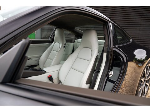 Porsche 991 Carrera S 3.8 Coupe Automatic (34)