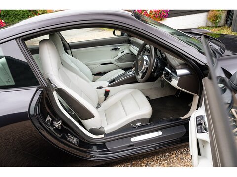 Porsche 991 Carrera S 3.8 Coupe Automatic (34)