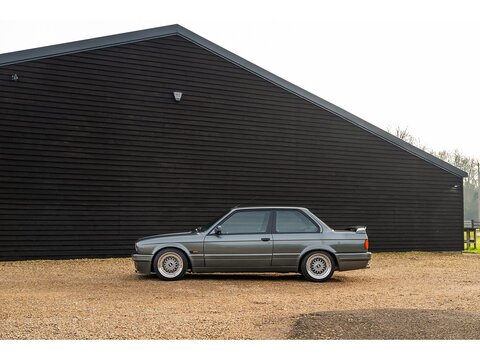 BMW E30 320is Coupe 2dr Manual Petrol (5)