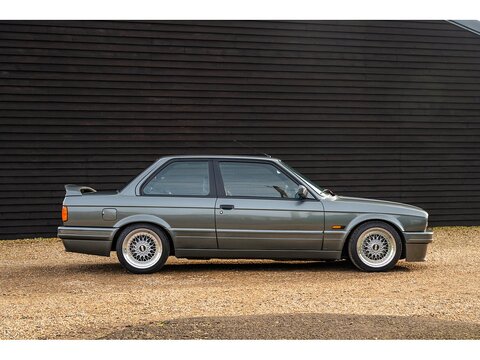 BMW E30 320is Coupe 2dr Manual Petrol (5)