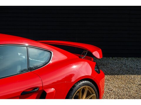 2020 Porsche 718 Cayman GT4 4.0 Manual (23)