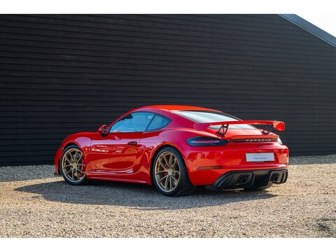 2020 Porsche 718 Cayman GT4 4.0 Manual (23)