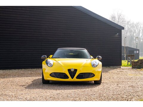 Alfa Romeo 4C Spider (29)