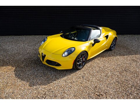 Alfa Romeo 4C Spider (29)