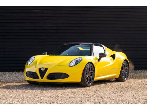 Alfa Romeo 4C Spider (29)