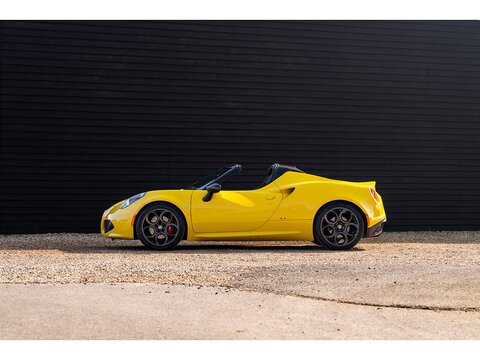 Alfa Romeo 4C Spider (29)
