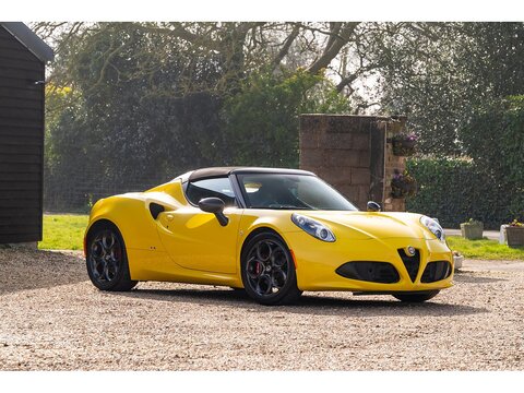 Alfa Romeo 4C Spider (29)