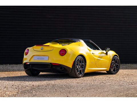 Alfa Romeo 4C Spider (29)