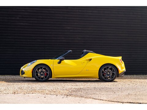 Alfa Romeo 4C Spider (29)
