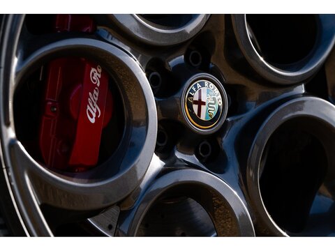 Alfa Romeo 4C Spider (29)