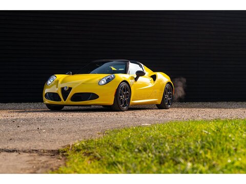 Alfa Romeo 4C Spider (29)