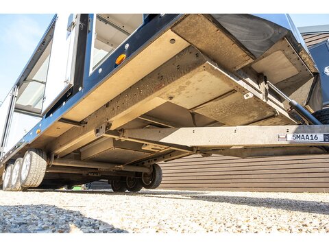 Covered Trailer Covered