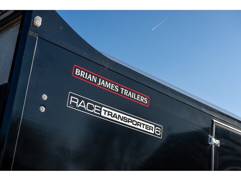 Covered Trailer Covered