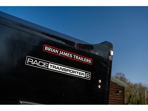 Covered Trailer Covered