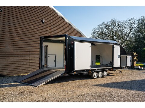 Covered Trailer Covered