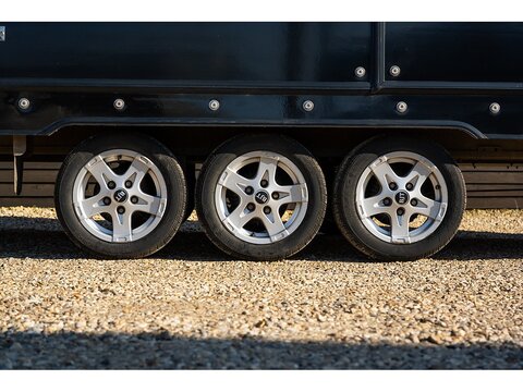 Covered Trailer Covered