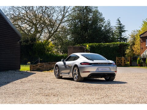 2017 Porsche 718 Cayman 2.0T Manual (10)