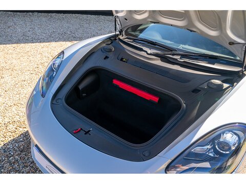 2017 Porsche 718 Cayman 2.0T Manual (10)