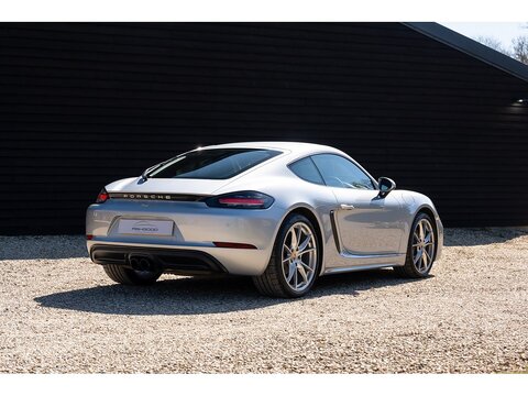 2017 Porsche 718 Cayman 2.0T Manual (10)