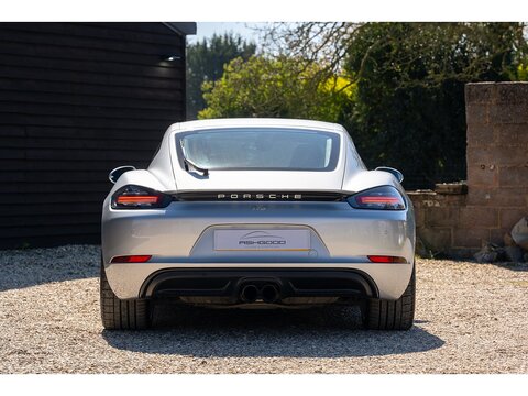2017 Porsche 718 Cayman 2.0T Manual (10)