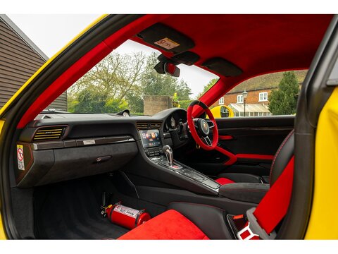 2018 Porsche 991 GT2 RS PDK (31)