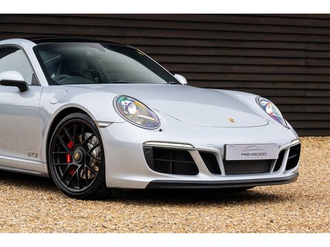 2017 Porsche 991 Carrera GTS Coupe PDK (37)