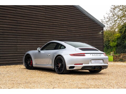 2017 Porsche 991 Carrera GTS Coupe PDK (37)