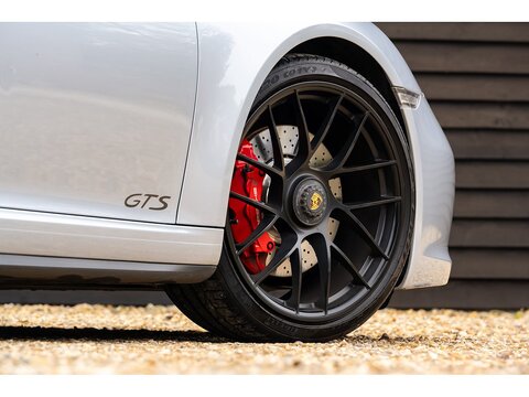 2017 Porsche 991 Carrera GTS Coupe PDK (37)