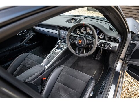 2017 Porsche 991.2 GT3 PDK (44)